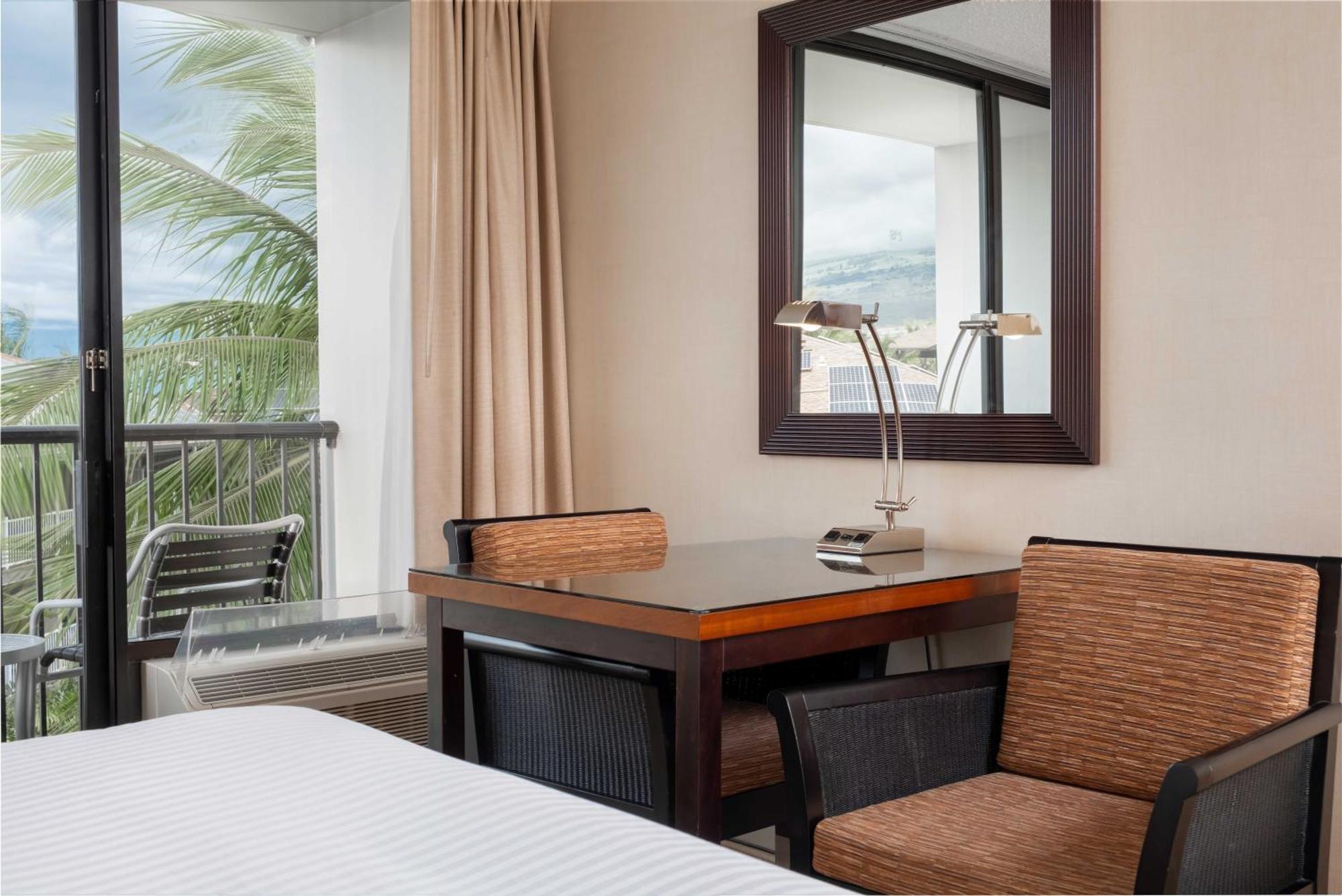 Maui Coast Hotel Кихей Экстерьер фото